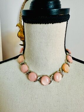 Vintage Pink Cabochon Link Necklace - Brand Unspecified